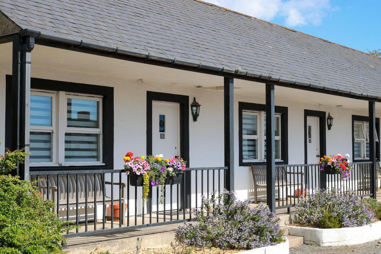 The Farmers Inn Dumfries Exterior photo